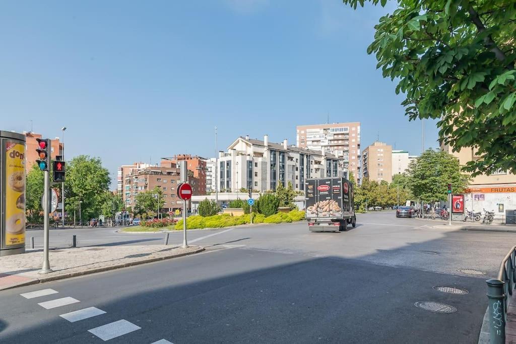 Estudio Acogedor En Zona Norte Madrid Eksteriør bilde
